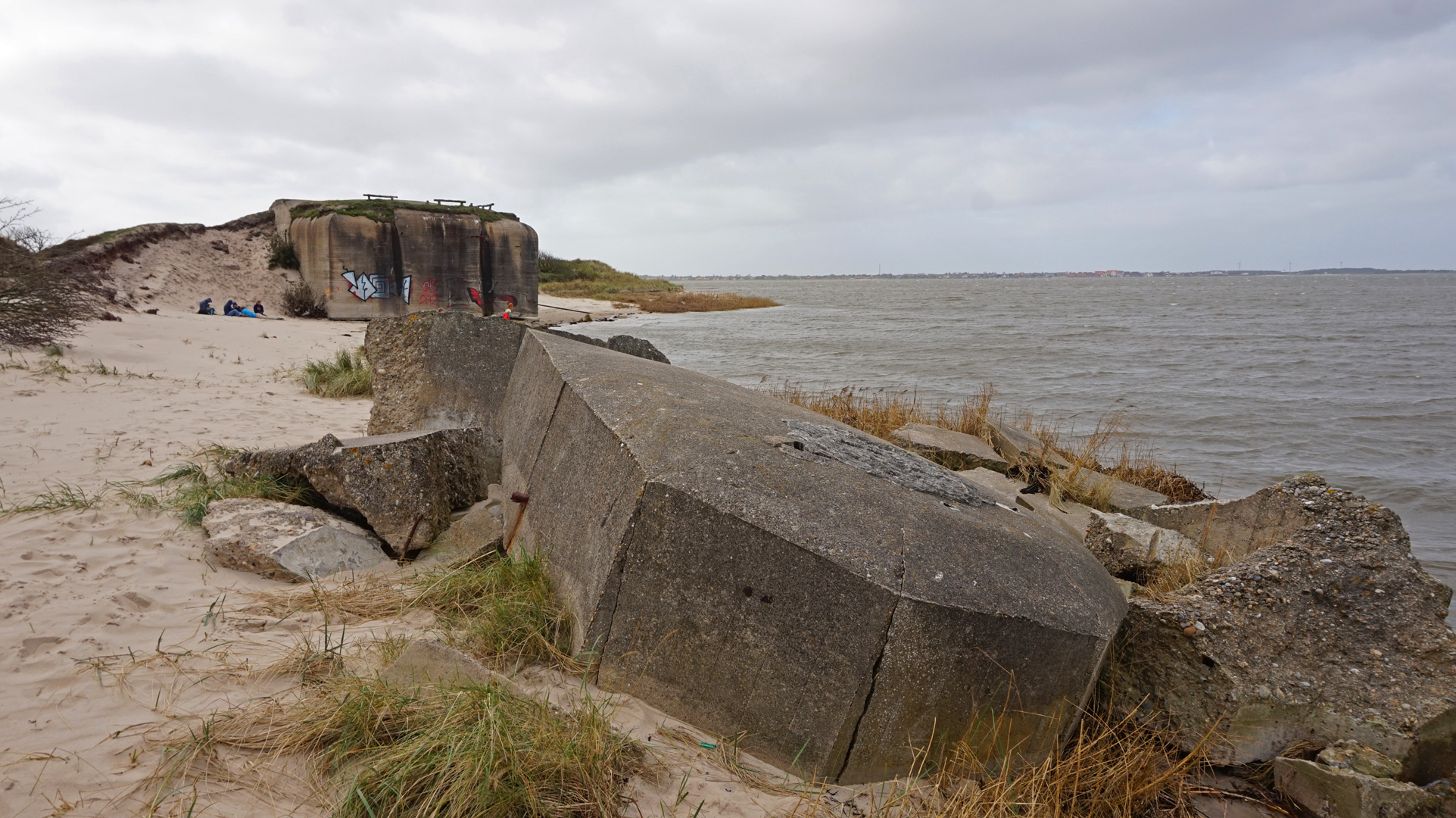 Mächtiger Bunker am Skranbjerg